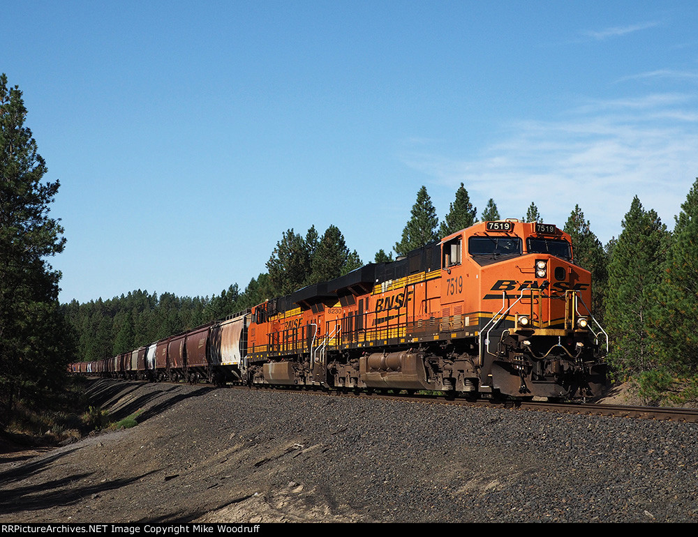 BNSF 7519